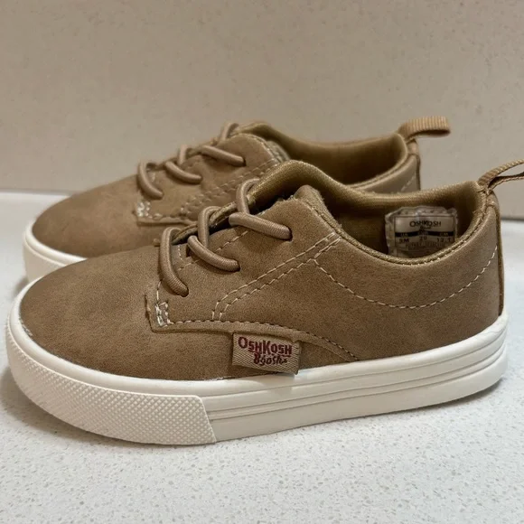 Oshkosh Slip On Shoes Khaki Putney Size 5 Toddler - Picture 3 of 7